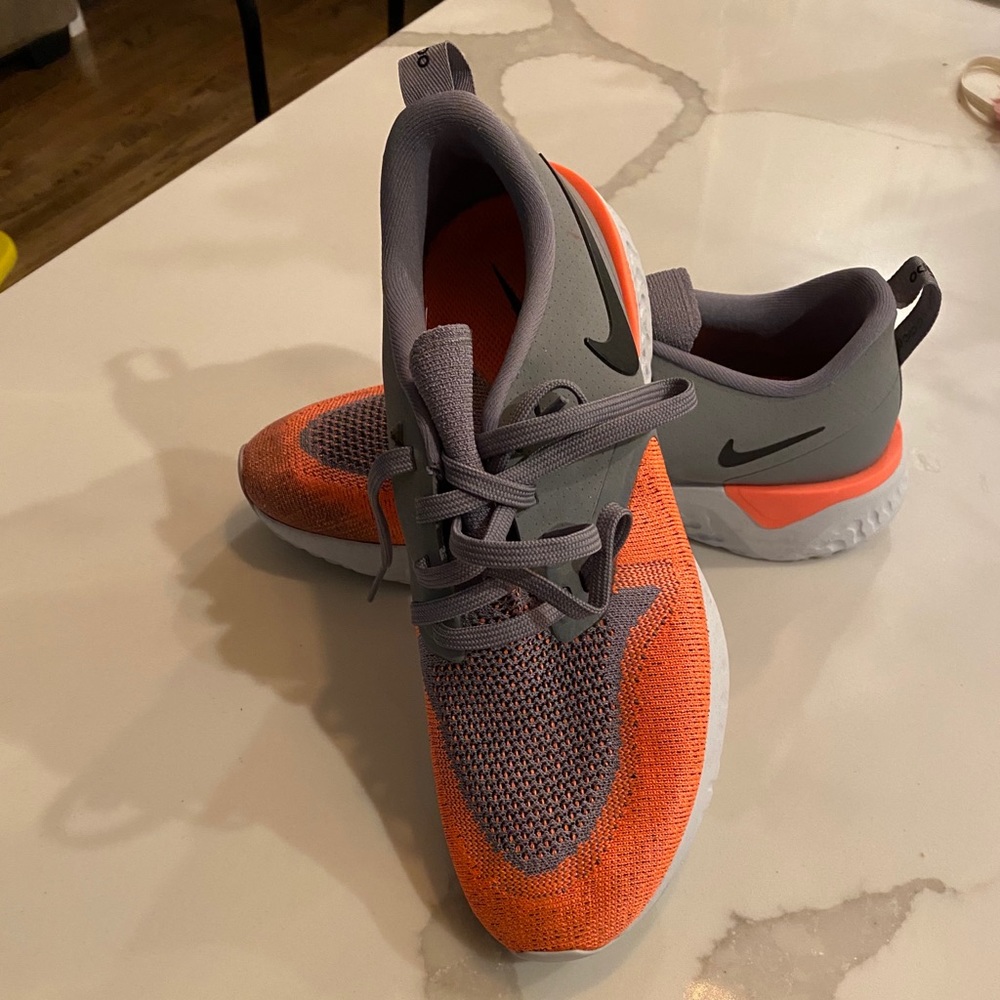 Nike fly knit grey and orange